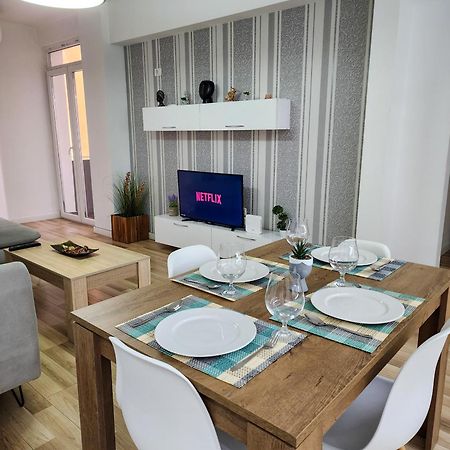 2E Apartment Myslym Shyri Tiran Dış mekan fotoğraf