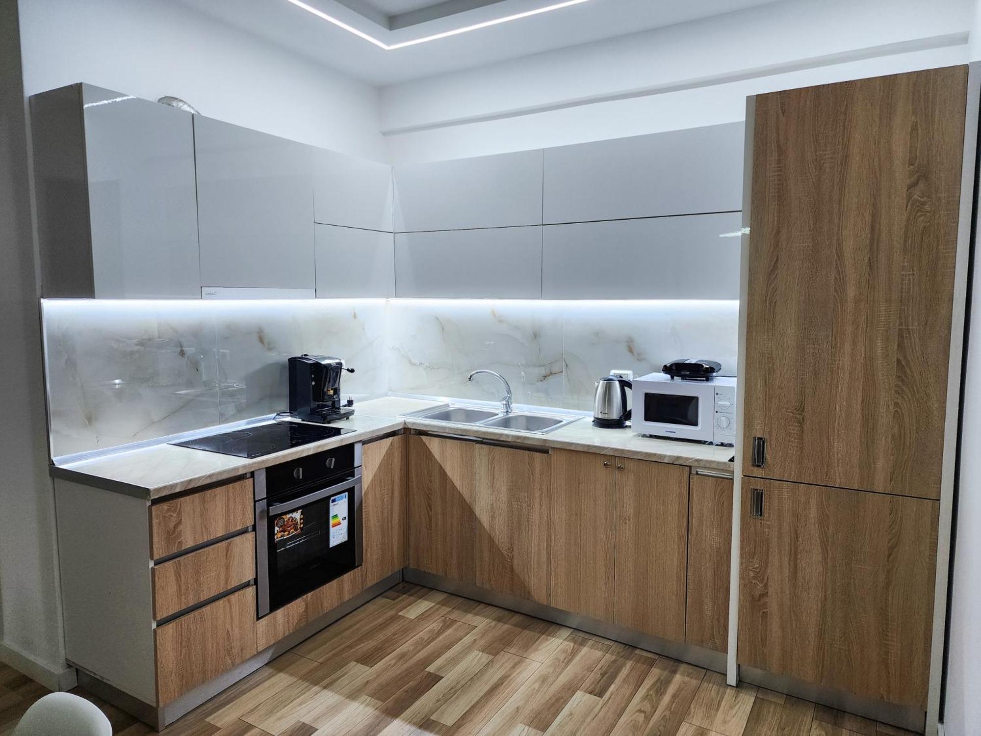 2E Apartment Myslym Shyri Tiran Dış mekan fotoğraf