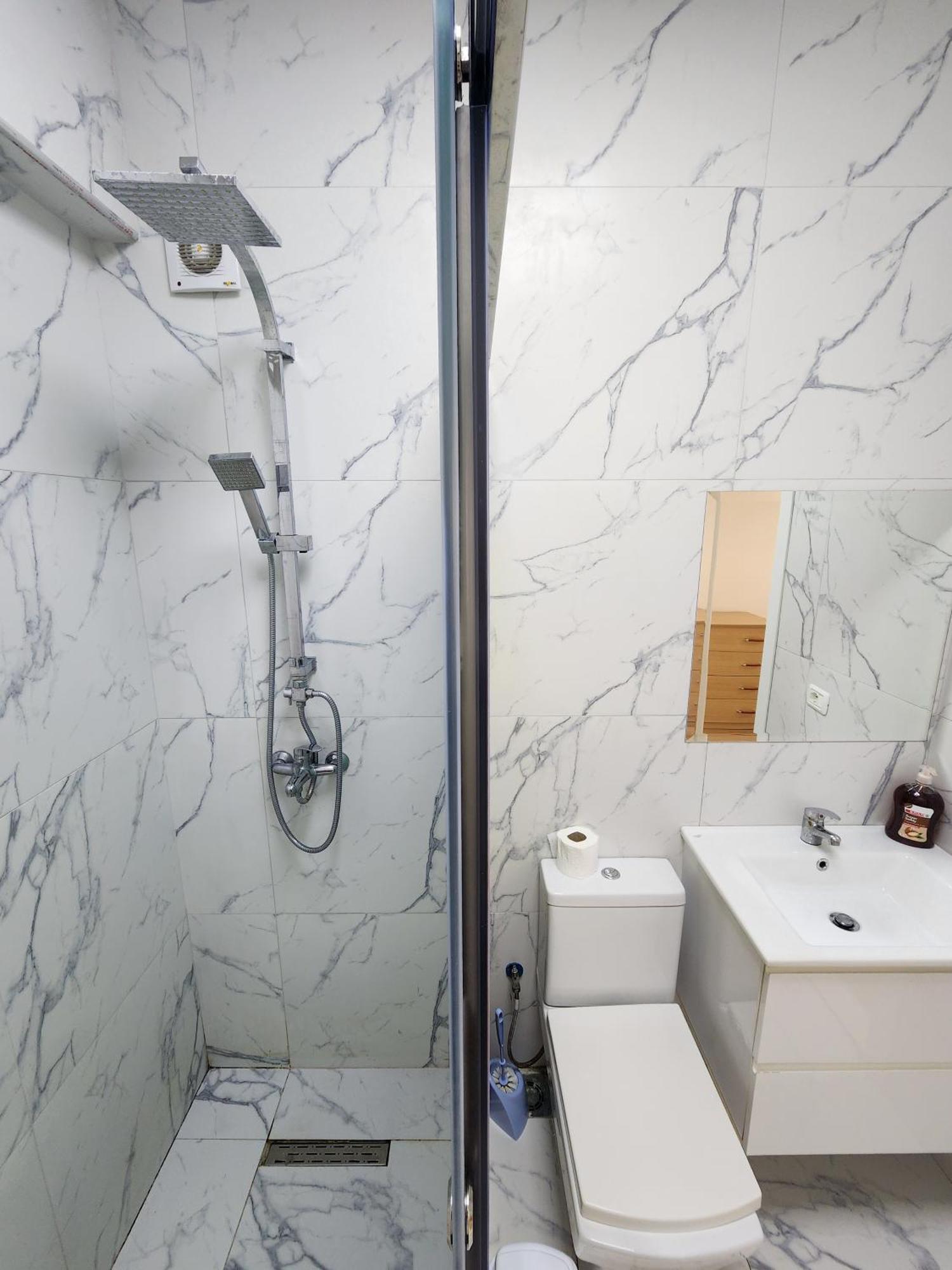 2E Apartment Myslym Shyri Tiran Dış mekan fotoğraf